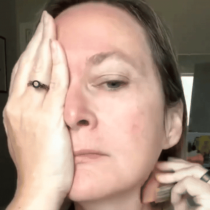 BrushSkin™ - Raffermit et draine votre visage