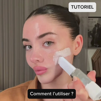 Fond de teint nouvelle génération avec pinceau intégré